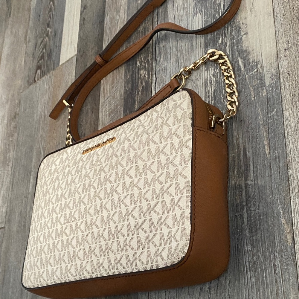 Michael Kors Tan and Cream Logo Crossbody Bag - Picture 5 of 16